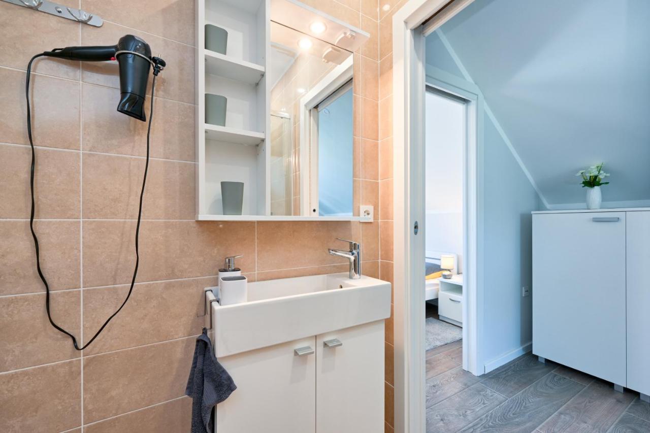 Cvetkova Hiza Sa Jacuzzijem Villa Tuheljske Toplice Exteriör bild