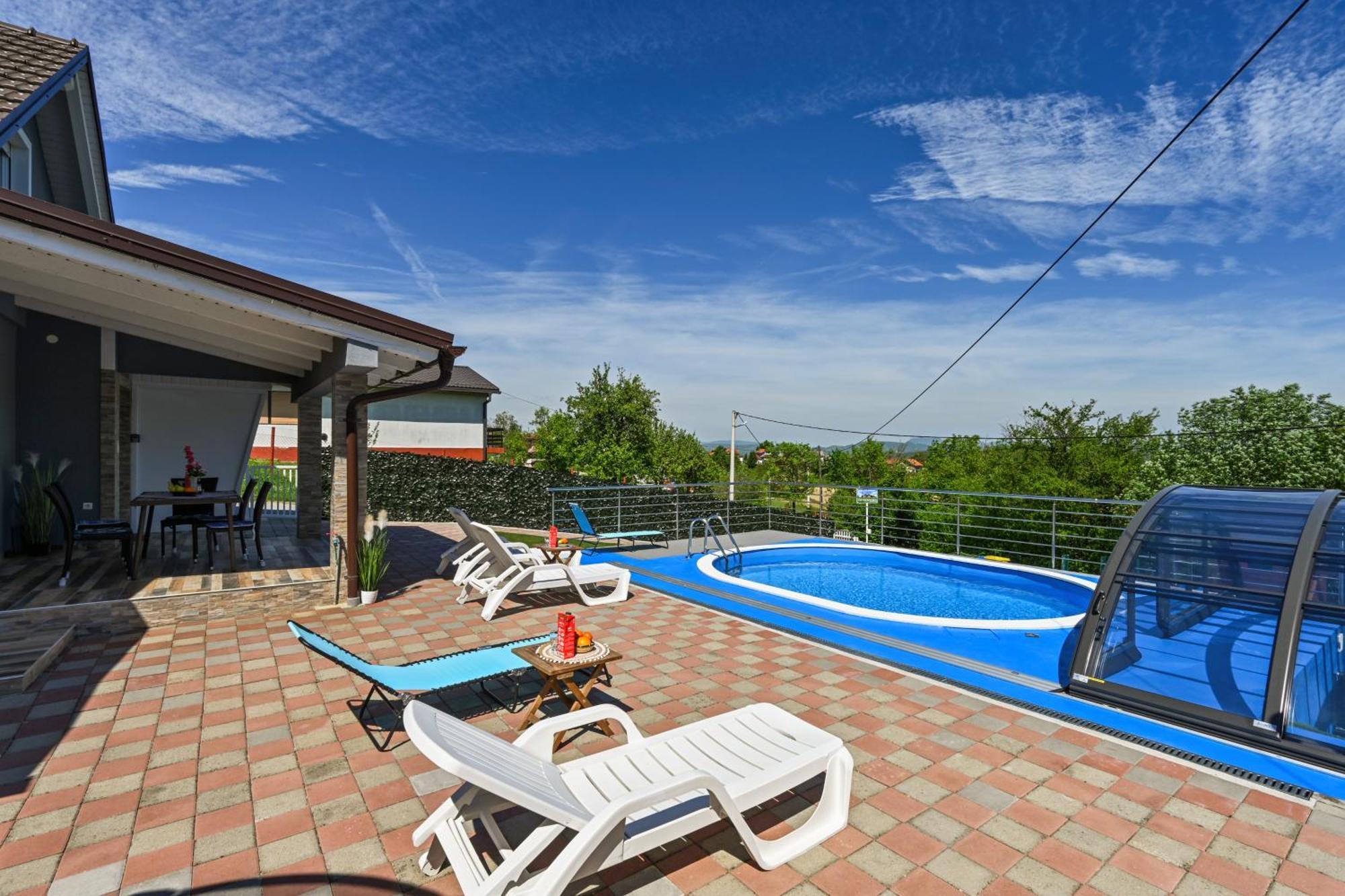 Cvetkova Hiza Sa Jacuzzijem Villa Tuheljske Toplice Exteriör bild